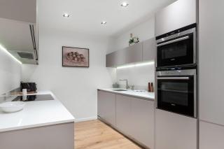 Large Notting Hill Flat with Garden - London - 2