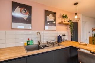 Prefect 2 Bedroom Flat with Seaview and Free Parking - Brighton & Hove - 4