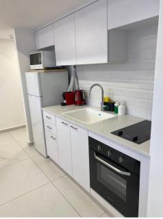 סי סייד אילת סוויטה יוקרתית מפנקת 3 חדרים מרחק הליכה מהים - 1