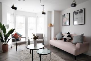 Pinot Perch - Whitby - 6