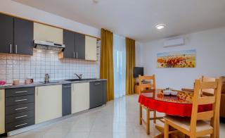 Apartments Kvarner - Malinska - 3