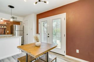 Convenient Bryan Townhome with Patio Less Than 3 Mi to AandM! - Bryan - 2