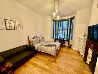 Amazing Studio Apartment East London - 6