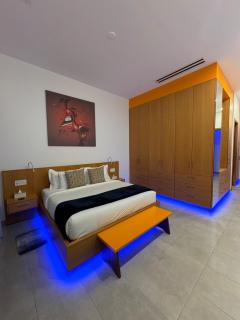 Turks & Caicos Islands Luxury Waterfront Villa - Providenciales - 4