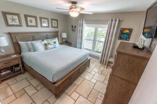 Beach SUN Sation Upscale Oceanfront Corner Unit - Clearwater Beach - 6
