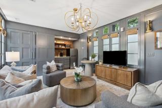 Serene Cottage with Beautiful Garden and Heated Pool - Charleston - 9