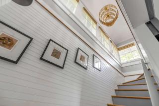 Serene Cottage with Beautiful Garden and Heated Pool - 1