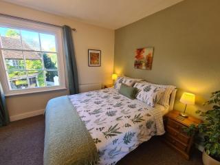 Wonderfully central apartment with lovely views - Wimborne Minster - 6