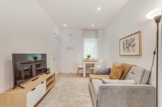 Yellow Charm - Campolide Apartments - Lisbona - 4