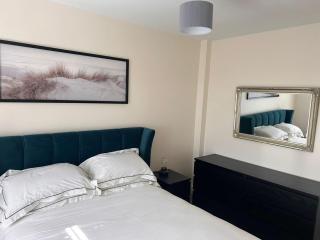 Cosy Apartment in the Centre of Tramore Town - 2
