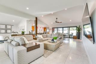 Luxury Scottsdale Home w/ Private Pool & Gas Grill - 0