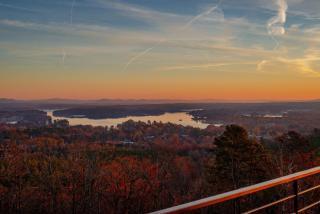 Unmatched Lake & Valley Views Near National Park - 9