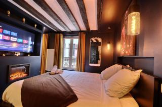 L'Empire Bleu - Séjour à deux au centre de Troyes – Élégant studio avec cuisine équipée et atmosphère cocooning - 5