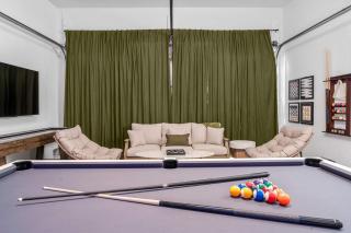 Luxury 5BR - Pool Game Room Mini Golf Fire Pit - 3