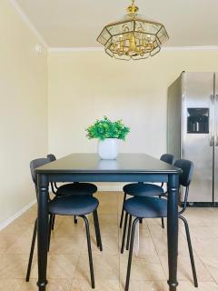 1 bedroom terrace view with shared bathroom #3 - Laurel - 4