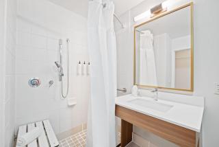 Fairfield Inn & Suites Fort Lauderdale Airport & Cruise Port - 1