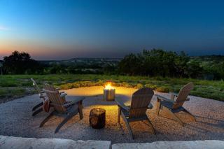 Outbound Ranch Hot Tub Firepit Sauna - Fredericksburg - 6