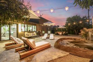 SolaNova Designer Oasis with Cocktail Pool & Theater - Scottsdale - 0