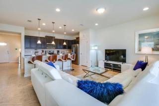 Lakeview Disney Resort 5br Townhome w Pool - Kissimmee - 9
