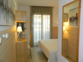 Hostal House - Barcellona - 9