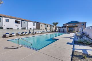 Community Pool and Hiking Trails Phoenix Condo! - Phoenix - 9