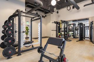 HULU, GYM, Parking Near Shopping, UPMC, Universities - 4