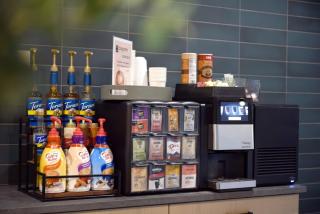 HULU, GYM, Parking Near Shopping, UPMC, Universities - 3