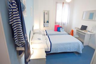 "Canal View", appartamento ampio e luminoso, con splendida vista sul canale e sul ponte romano, free parking, AC, WIFI - Rimini - 4