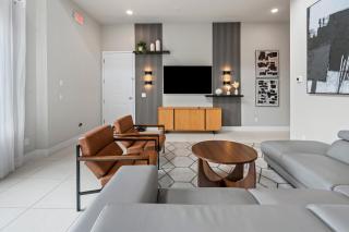 5 Bd 4.5 B Luxury Apt 36-206 - 6