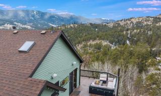 Sunset Mountain Views near Town on 3 Private Acres - 5