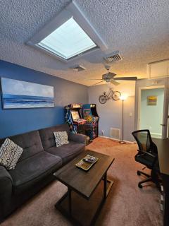 Cozy Bayside Beachhouse - 6