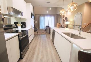 NEW Luxury Oasis at Magic Village - 4