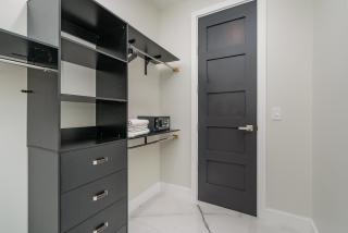 Phillips Apt - 6