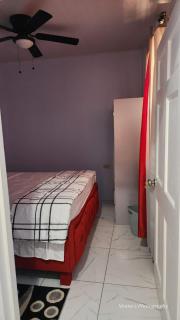 Nells Comfort Suite #2 Located in Providence EBD - Providence - 4