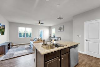 Peaceful 3BR near soccer park - Raleigh - 5