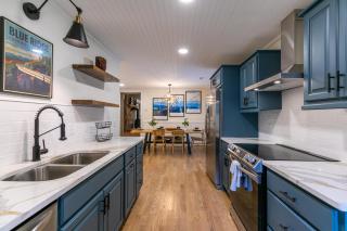 Riverside Retreat - 5