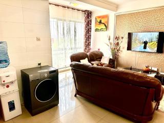 Cozy One Bedroom Apartment at Cullinan Apartment in Kilimani - 7
