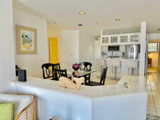 Coastal Villa W Oceanview Patio & Golf Cart - 4