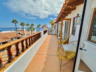 Coastal Villa W Oceanview Patio & Golf Cart - 0