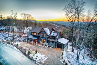 Sunset View Retreat at Eagles Nest - Elk Park - 9