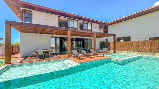 Casa em Praia do Forte-BA - 0