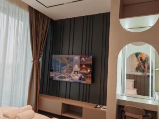 Planet Lux Apartment - 1