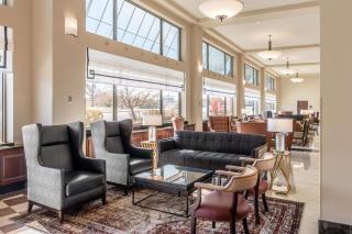 Drury Plaza Hotel Broadview Wichita - Wichita - 6