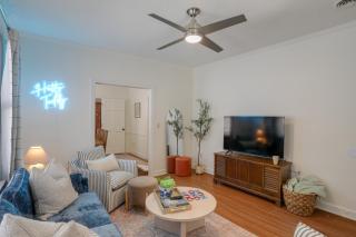 Walk to Oxford Square and Ole Miss Central Home! - 5