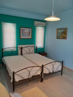 Roses House 2 Near Airport - Artemida - 7