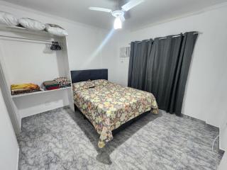 Pitangueiras 2 quartos ar condicionado 2 vagas 8 pessoas - Guarujá - 9