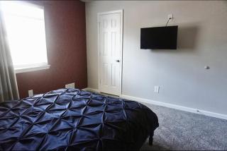Vintage Queen Suite - 7 mins From ATL Airport - 3