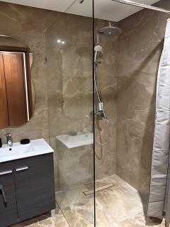 Appartement Luxueux et Spacieux à Casablanca avec Parking Privé - Casablanca - 4