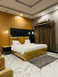 Tulip Hotel - Karachi - 3