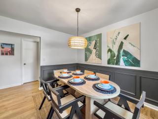 The Caspian large family house with private pool in Summerville - Summerville - 3